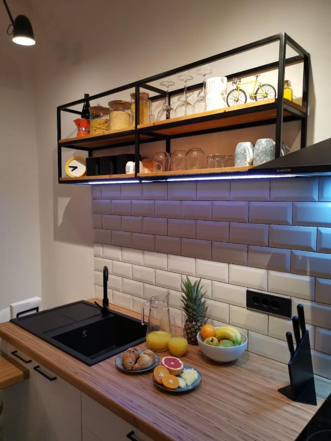 Novouredeni Apartman Marko Mundanije ภายนอก รูปภาพ