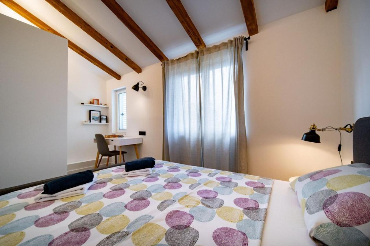 Novouredeni Apartman Marko Mundanije ภายนอก รูปภาพ