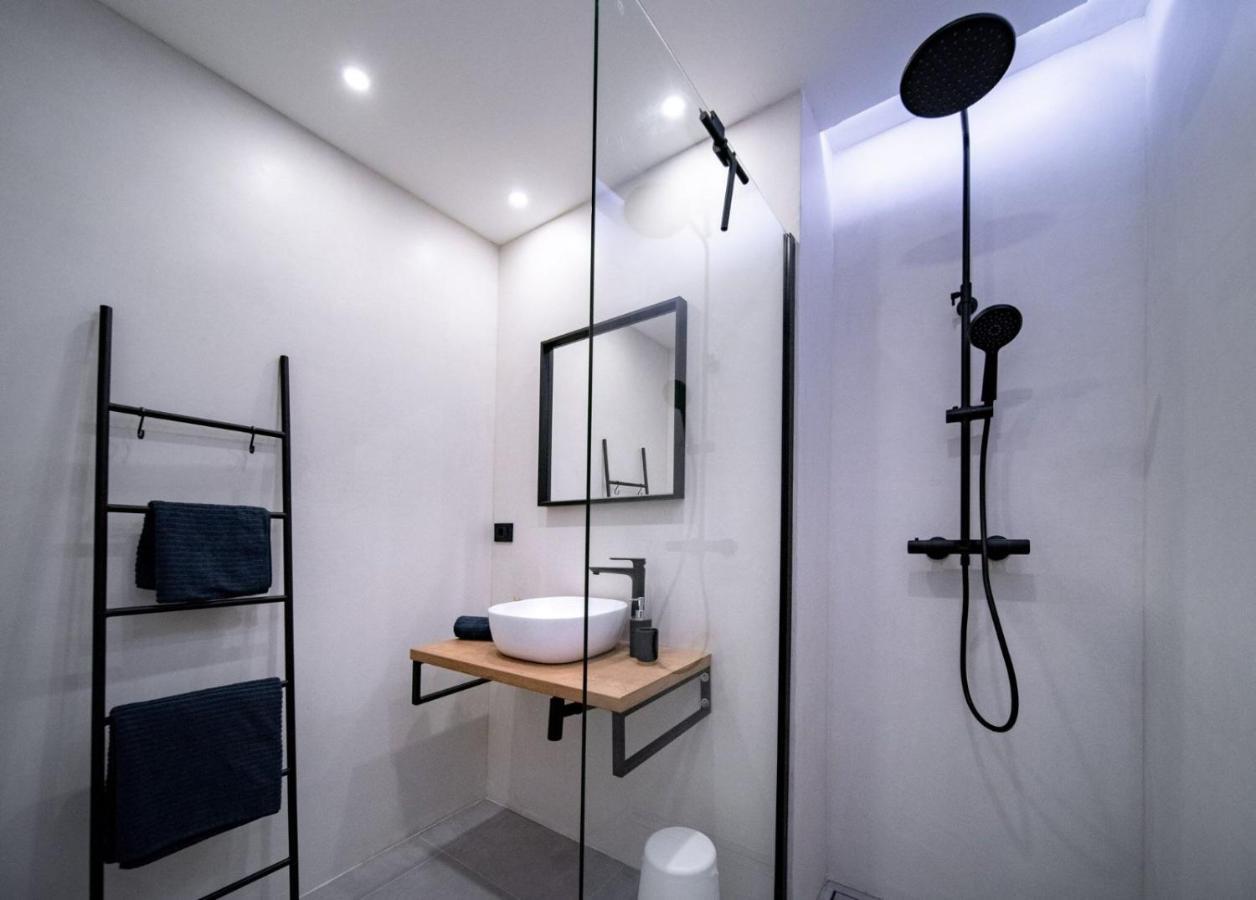 Novouredeni Apartman Marko Mundanije ภายนอก รูปภาพ